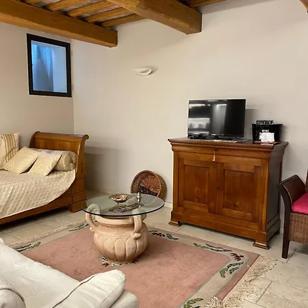 La Casa Dei Caprioli In Casale 招待所